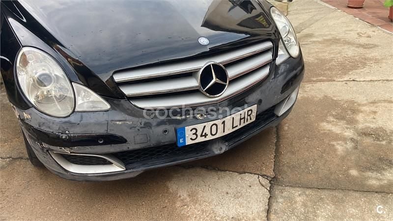 Negro Usado 2006 Mercedes R320 Monovolumen | 6000 € (Buen precio) - Imagen 1/4