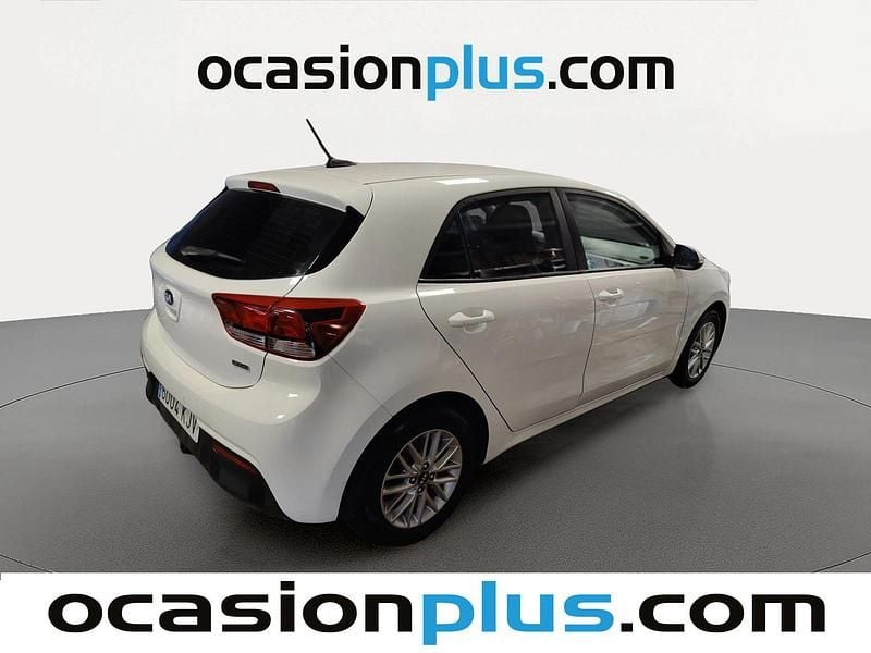 Usado Kia Rio 90 CV (66 kW) 2018 Blanco Utilitario