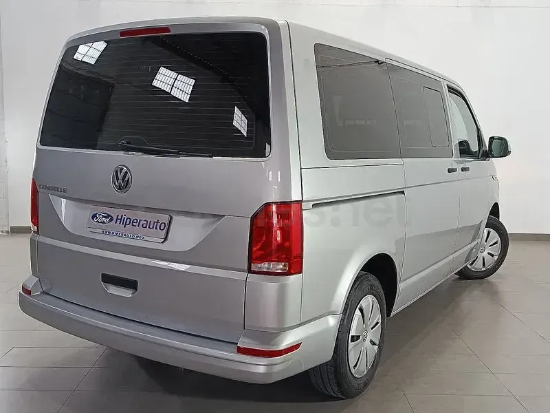 Usado VW Caravelle 150 CV (110 kW) 2023 Gris / plata Van