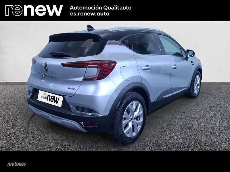 Usado Renault Captur Zen 145 CV (106 kW) 2022 Gris SUV