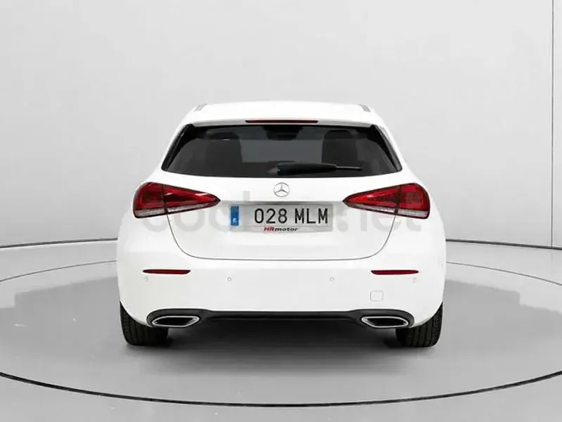 Usado Mercedes A200 163 CV (119 kW) 2018 Blanco Berlina