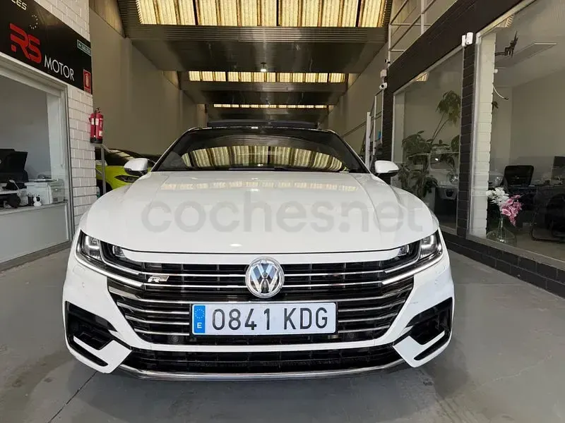 Usado VW Arteon R-line 239 CV (175 kW) 2017 Blanco Utilitario