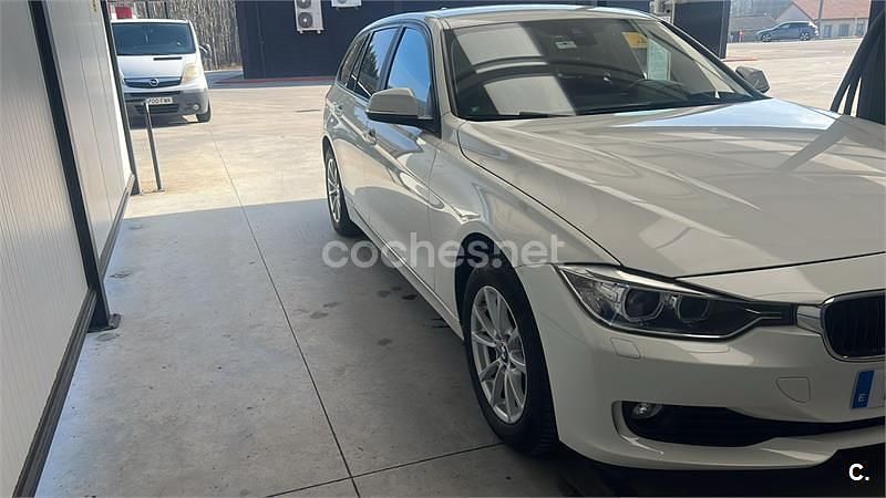 Usado BMW 320 184 CV (135 kW) 2015 Blanco Familiar