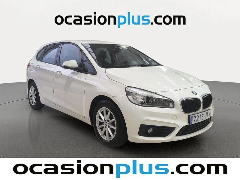 Usado BMW 216 Active Tourer 116 CV (85 kW) 2017 Blanco Monovolumen