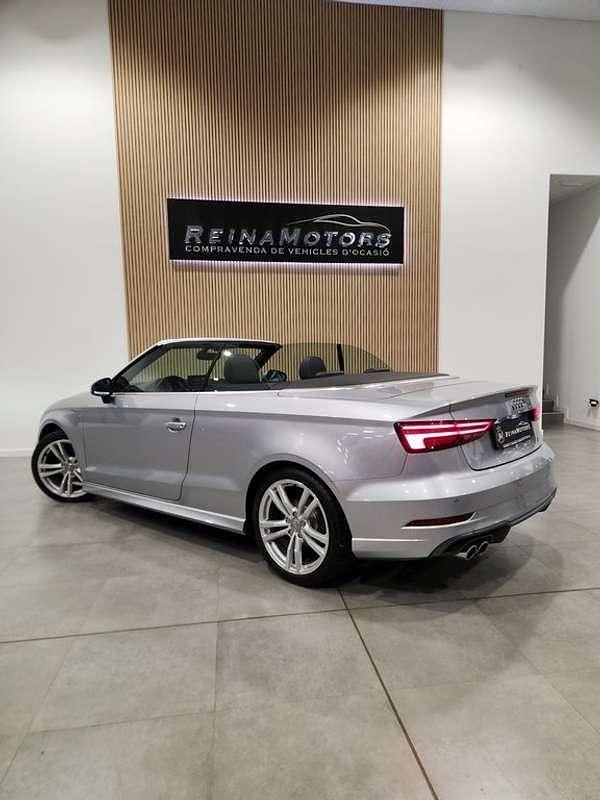 Usado Audi A3 Cabriolet Exclusive 150 CV (110 kW) 2016 Gris Descapotable