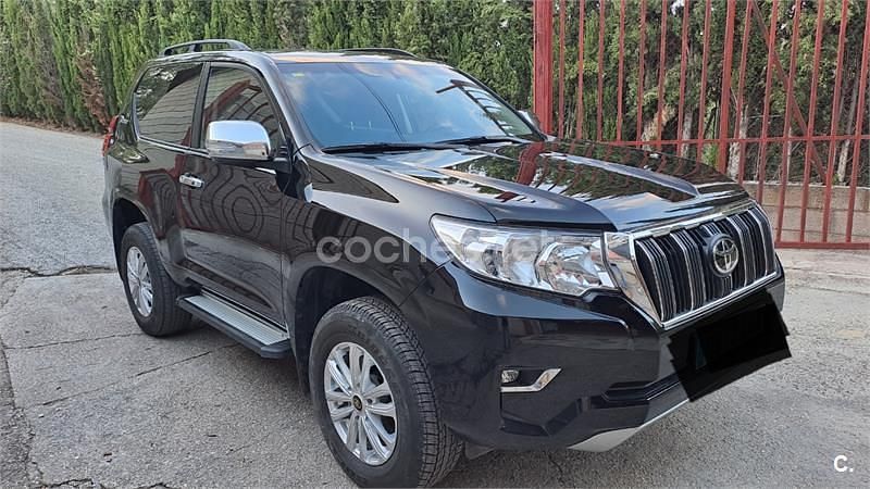 Negro Usado 2020 Toyota Land Cruiser SUV | 49.900 € - Imagen 1/4