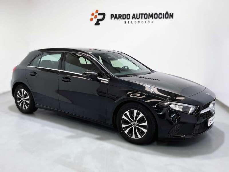 Negro Usado 2020 Mercedes A180 Utilitario | 22.900 € (Precio justo) - Imagen 1/4