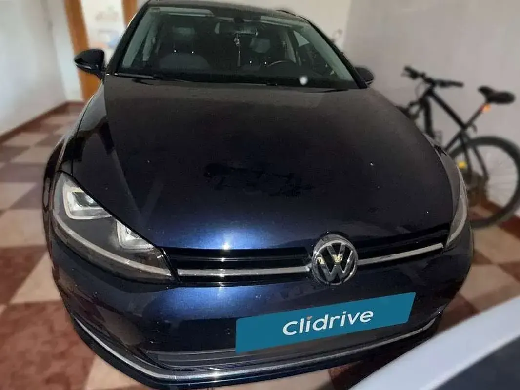 Usado VW Golf VII Sport 116 CV (85 kW) 2015 Azul Familiar