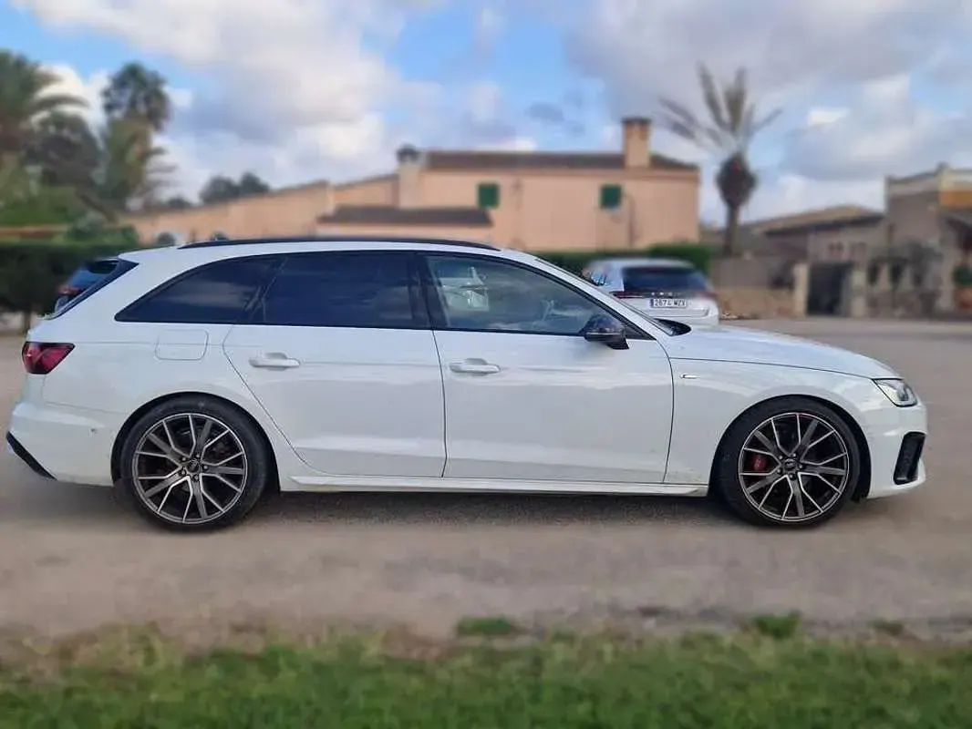 Usado Audi A4 Ambiente 207 CV (152 kW) 2022 Blanco Familiar