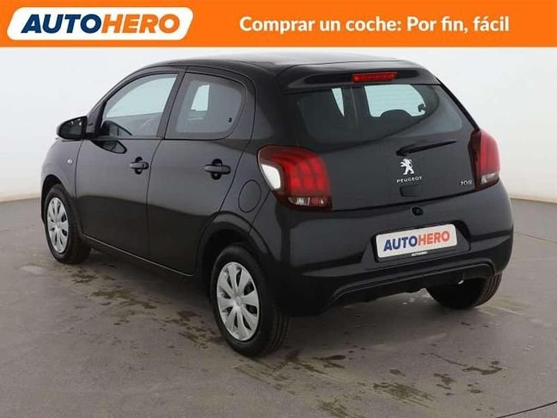 Usado Peugeot 108 Active 72 CV (52 kW) 2019 Negro Utilitario