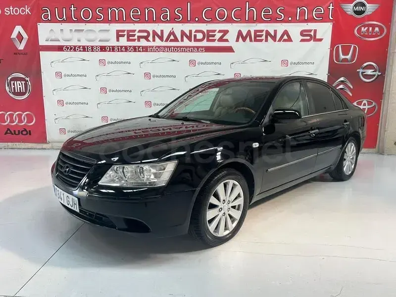 Usado Hyundai Sonata Style 235 CV (172 kW) 2008 Negro Berlina