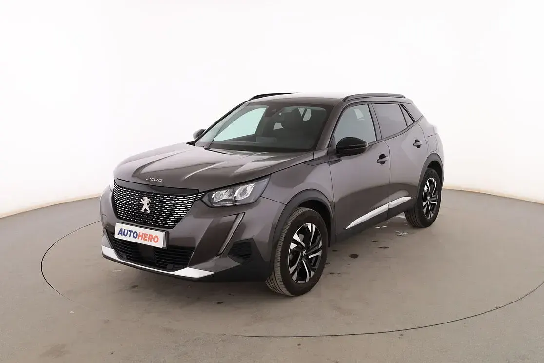 Usado Peugeot 2008 Allure 131 CV (96 kW) 2022 SUV