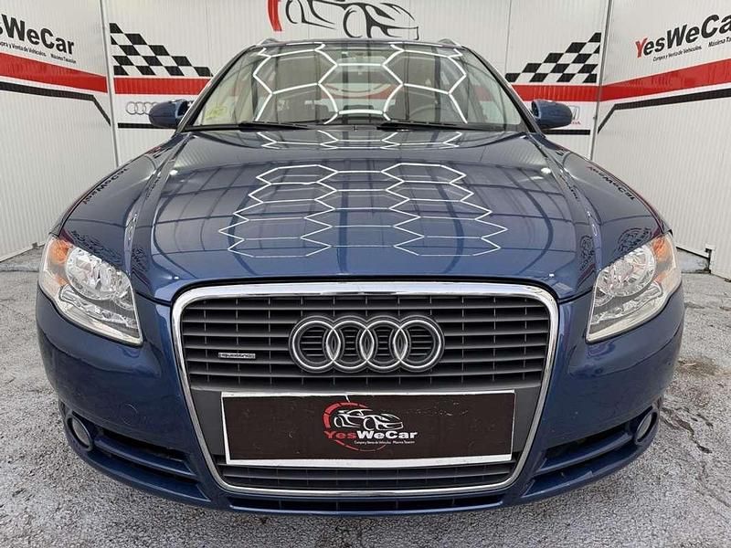 Usado Audi A4 140 CV (102 kW) 2007 Azul Familiar