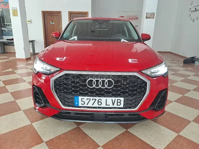Usado Audi Q3 Sportback 150 CV (110 kW) 2021 Rojo SUV