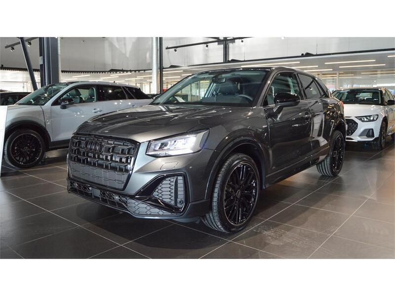 Gris Nuevo 2025 Audi Q2 Ambiente SUV | 47.872 € - Imagen 1/2