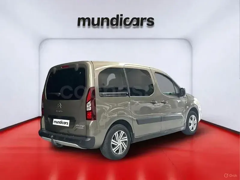 Usado Citroën e-Berlingo XTR 100 CV (73 kW) 2015 Gris / plata Monovolumen
