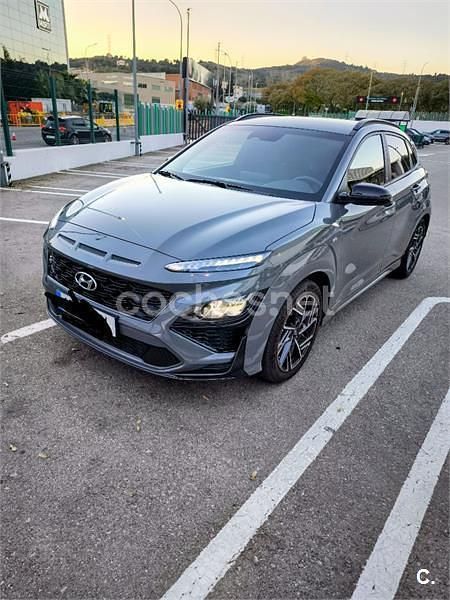 Usado Hyundai Kona N Line 120 CV (88 kW) 2023 Gris / plata SUV