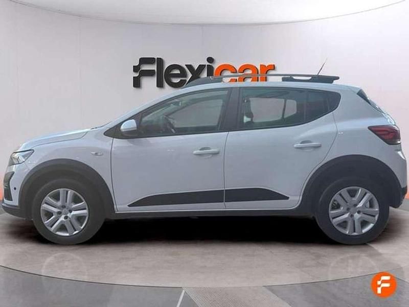 Usado Dacia Sandero Expression 91 CV (66 kW) 2024 Blanco Utilitario