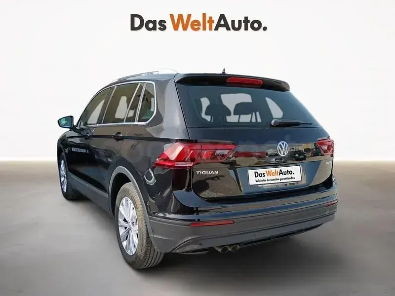 Usado VW Tiguan Advance 150 CV (110 kW) 2017 Negro SUV