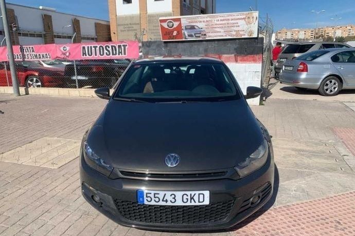 Usado VW Scirocco 140 CV (102 kW) 2009 Marrón Coupe