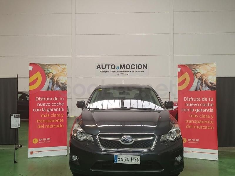 Usado Subaru XV Sport 147 CV (108 kW) 2014 Gris / plata SUV