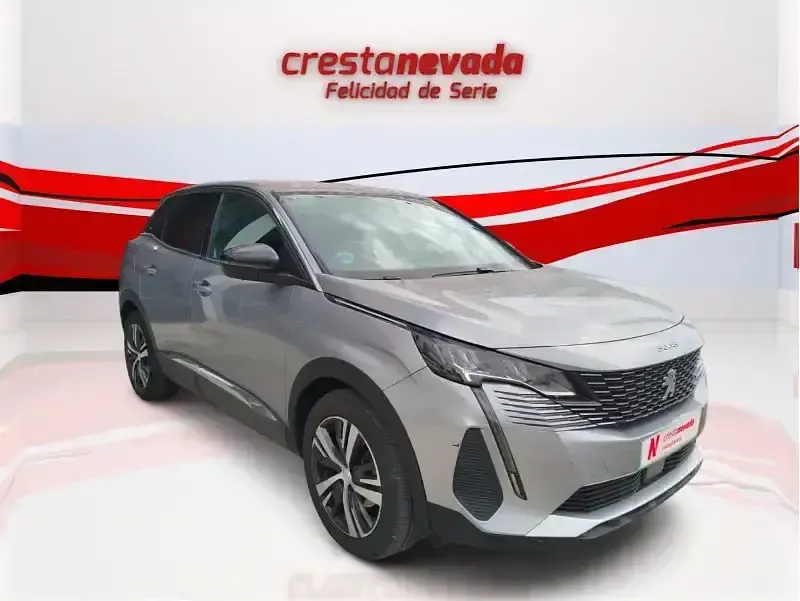 Usado Peugeot 3008 Allure 131 CV (96 kW) 2024 Gris SUV