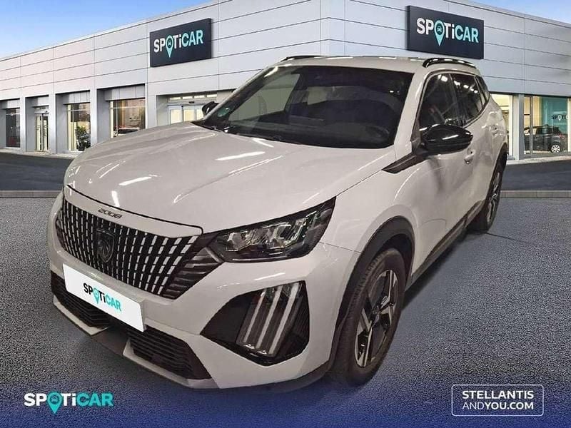 Usado Peugeot 2008 Allure 131 CV (96 kW) 2023 Blanco SUV