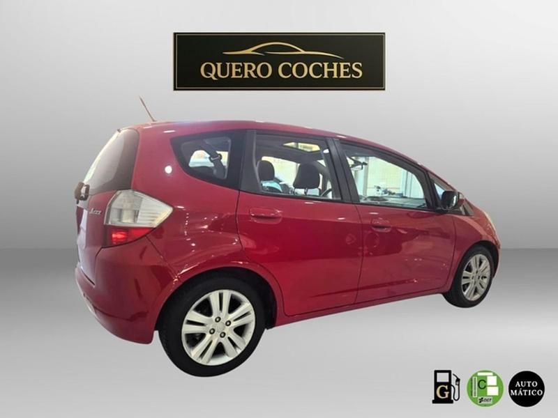 Usado Honda Jazz Executive 100 CV (73 kW) 2009 Granate Utilitario