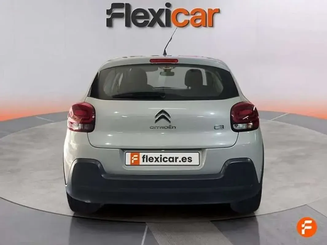 Usado Citroën C3 101 CV (74 kW) 2024 Gris Berlina