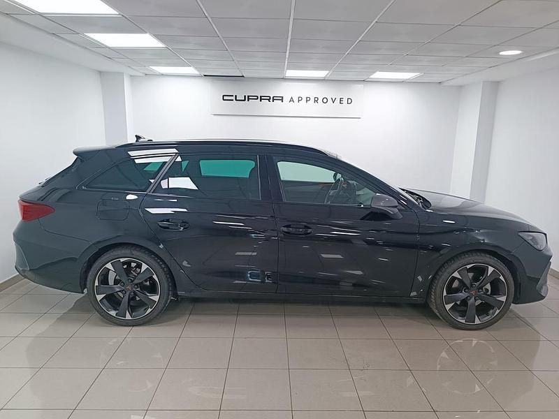 Usado Cupra Leon 150 CV (110 kW) 2024 Negro Familiar