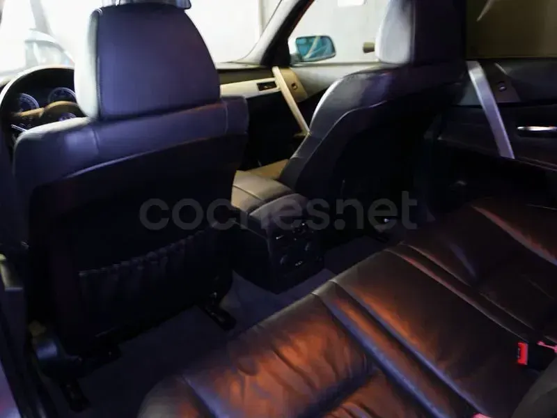 Usado BMW 535 Comfort Edition 272 CV (200 kW) 2005 Gris / plata Berlina
