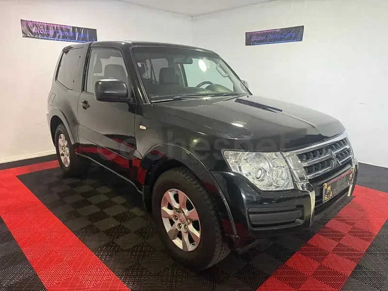 Usado Mitsubishi Montero Spirit 190 CV (139 kW) 2016 Negro SUV