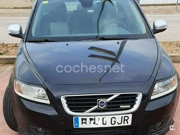 Usado Volvo V50 R-Design 136 CV (100 kW) 2008 Negro Familiar