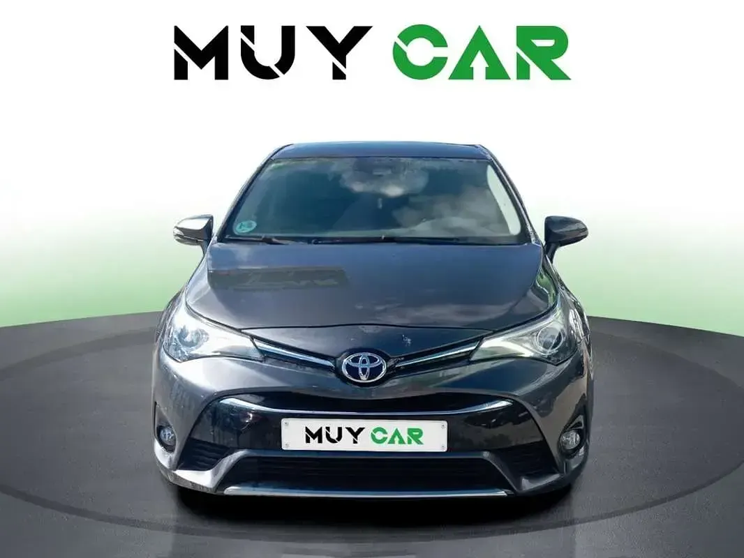 Usado Toyota Avensis Business Edition 147 CV (108 kW) 2018 Gris Berlina