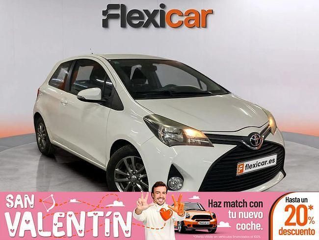 Blanco Usado 2015 Toyota Yaris Active Berlina | 9990 € (Precio justo) - Imagen 1/4