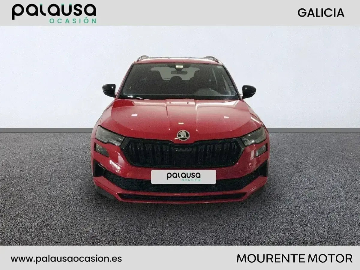 Usado Skoda Karoq SportLine 150 CV (110 kW) 2023 Rojo SUV