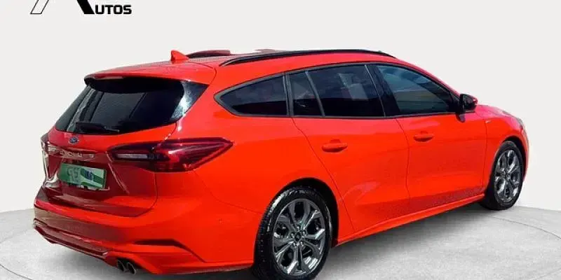 Usado Ford Focus ST-Line 155 CV (114 kW) 2024 Rojo