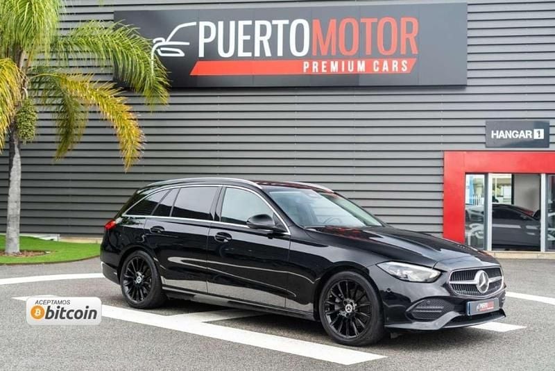 Usado Mercedes C200 163 CV (119 kW) 2022 Negro Familiar