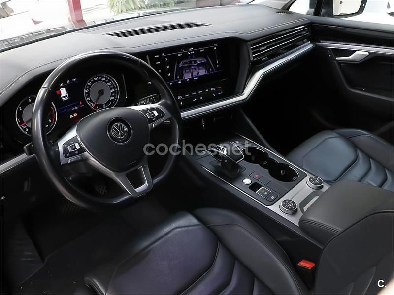 Usado VW Touareg 231 CV (169 kW) 2019 Negro SUV