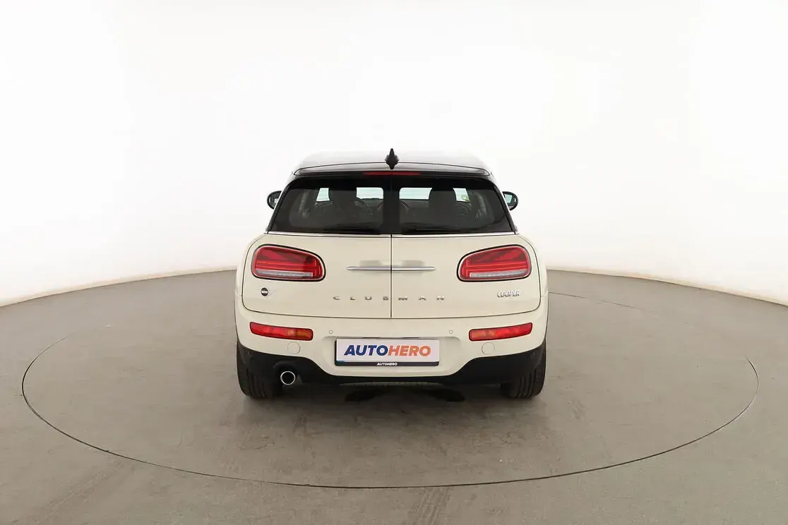 Usado Mini Cooper 136 CV (100 kW) 2022 Blanco Utilitario