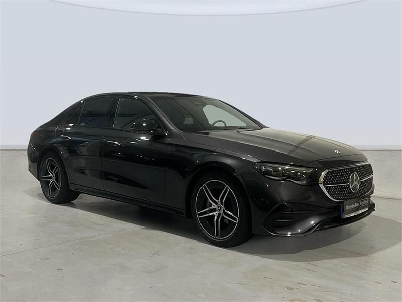 Nuevo Mercedes E220 197 CV (144 kW) 2025 Gris grafito metalizado Berlina