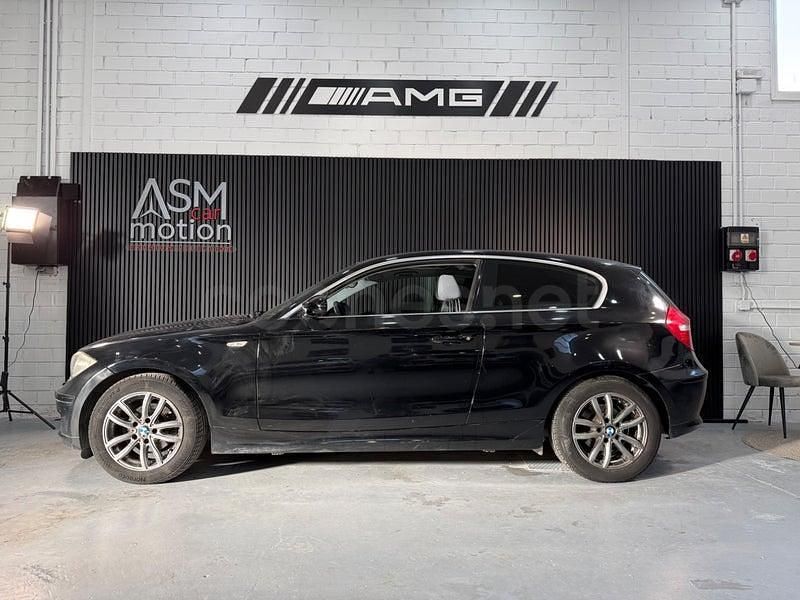 Usado BMW 116 122 HP (89 kW) 2009 Preto Citadino