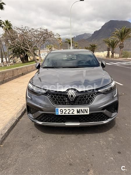 Usado Renault Arkana Techno 145 CV (106 kW) 2024 Gris / plata SUV