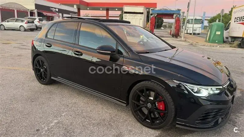 Usado VW Golf VIII GTI Clubsport 301 CV (221 kW) 2024 Negro Berlina