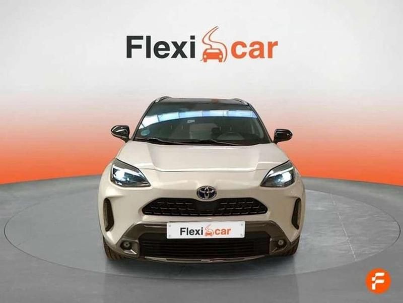 Usado Toyota Yaris Cross 117 CV (86 kW) 2022 Blanco SUV
