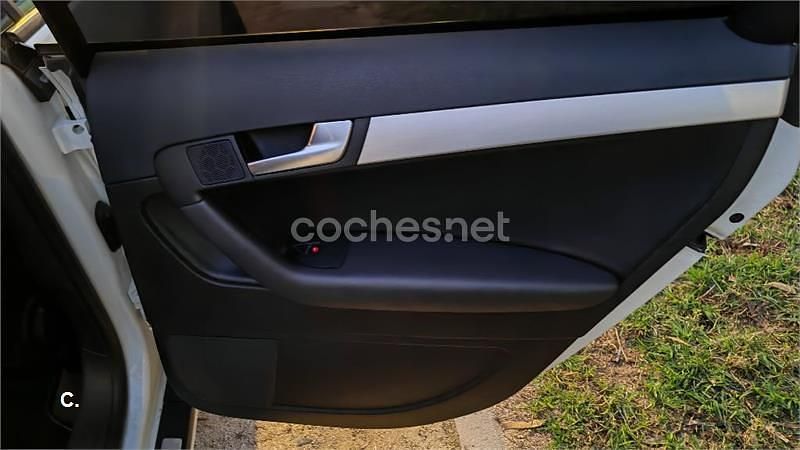 Usado Audi A3 S-Line 140 CV (102 kW) 2011 Blanco Utilitario