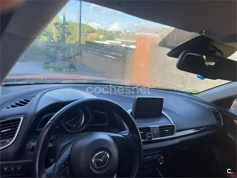 Usado Mazda 3 Style 120 CV (88 kW) 2015 Rojo Berlina