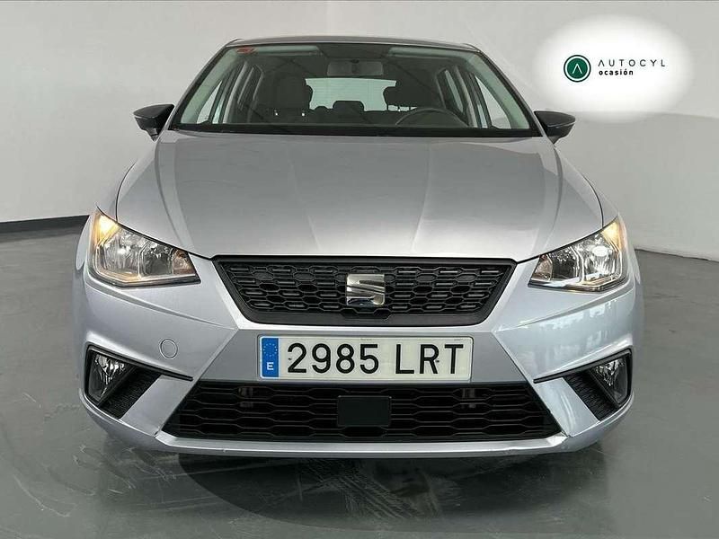 Usado Seat Ibiza Style 80 CV (58 kW) 2021 Plateado Utilitario