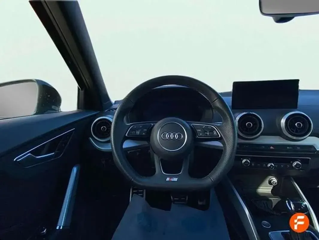 Usado Audi Q2 150 CV (110 kW) 2023 Negro SUV