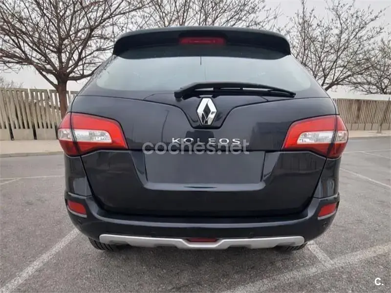 Usado Renault Koleos Dynamique 150 CV (110 kW) 2012 Gris / plata SUV